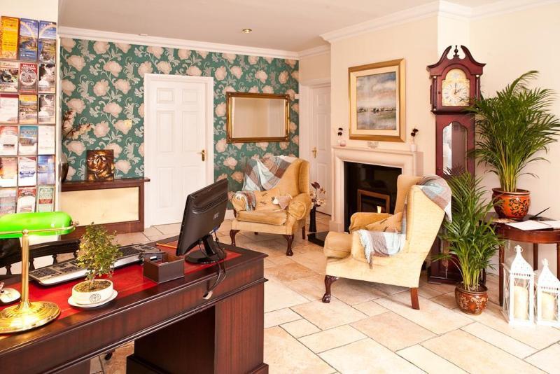 Amber Heights Bed & Breakfast Galway Eksteriør bilde