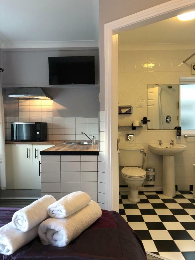 Amber Heights Bed & Breakfast Galway Eksteriør bilde